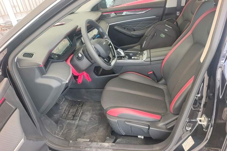 Used Dongfeng Aeolus Yixuan MAX 2021 1.5T Super-Powered Dad Edition Left Front Seat