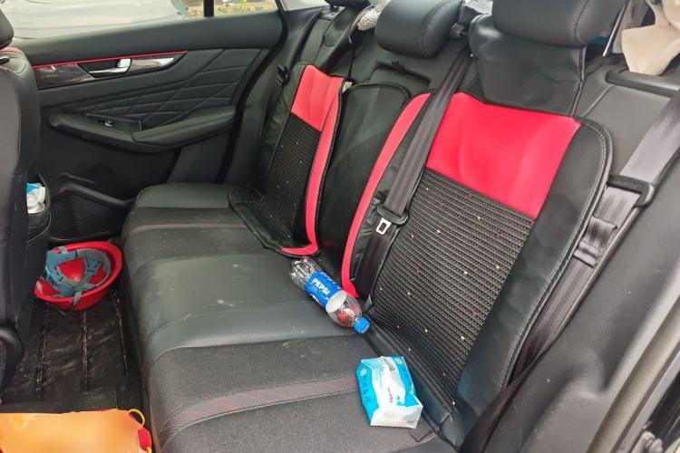 Used Dongfeng Aeolus Yixuan MAX 2021 1.5T Super-Powered Dad Edition Left Rear Seat