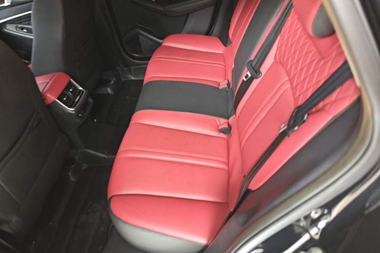 Used Dongfeng Aeolus Yixuan MAX 2021 1.5T Ultra-Stylish Trendsetter Edition Left Rear Seat