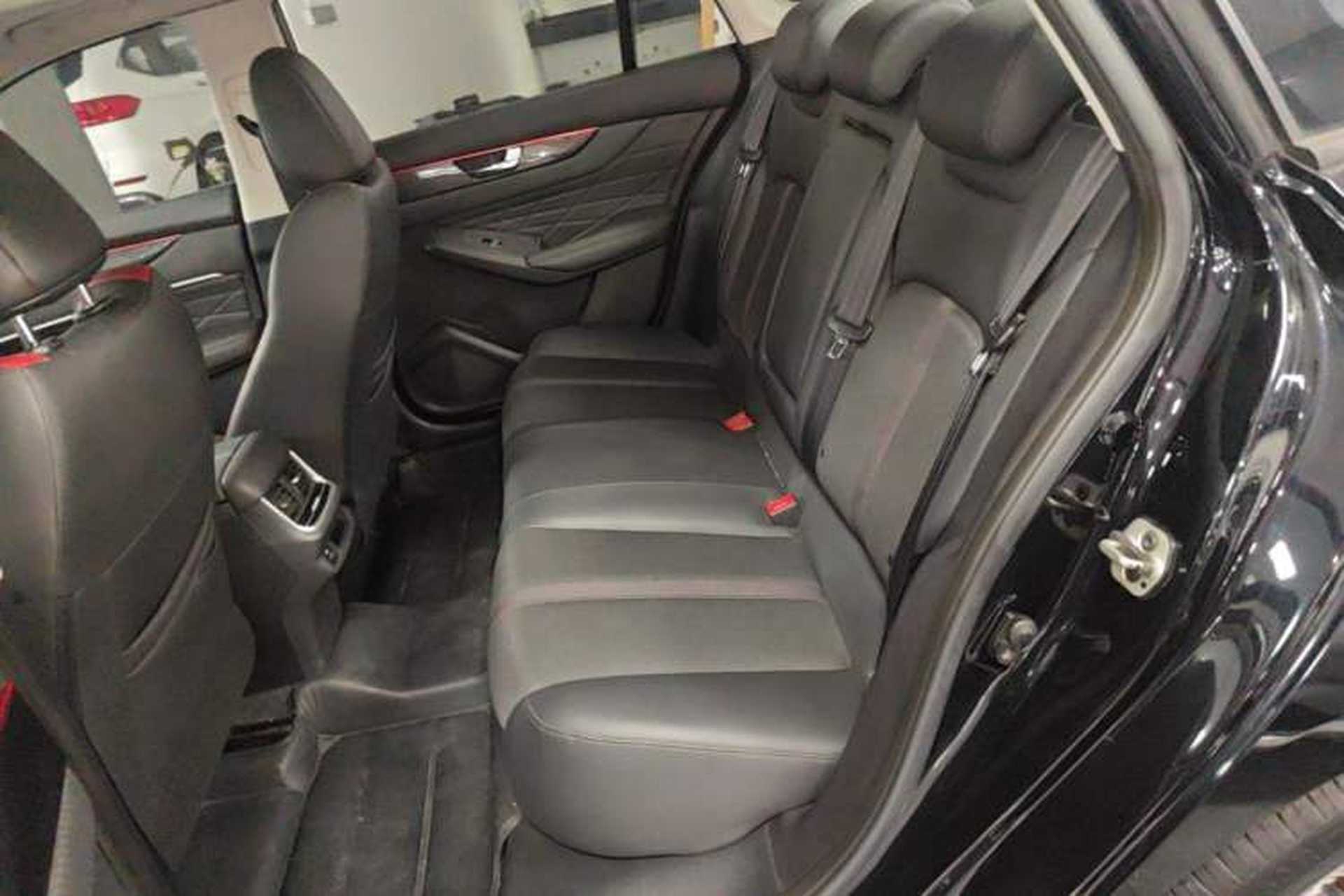 Used Dongfeng Aeolus Yixuan MAX 2021 1.5T Super-Powered Dad Edition Left Rear Seat