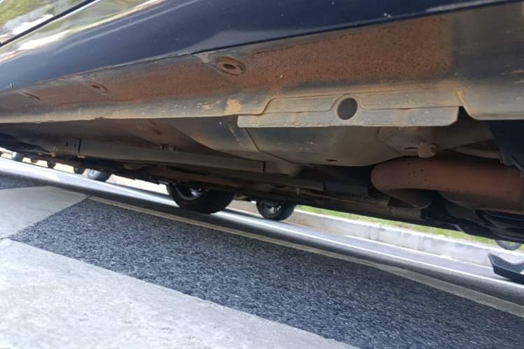 Used Dongfeng Aeolus Yixuan MAX 2021 1.5T Ultra-Stylish Trendsetter Edition Left Side Sill