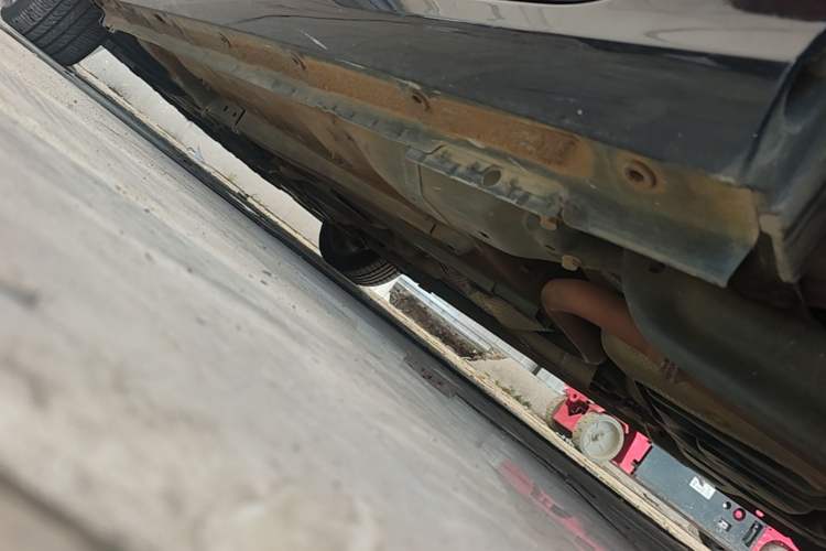 Used Dongfeng Aeolus Yixuan MAX 2021 1.5T Super-Powered Dad Edition Left Side Sill