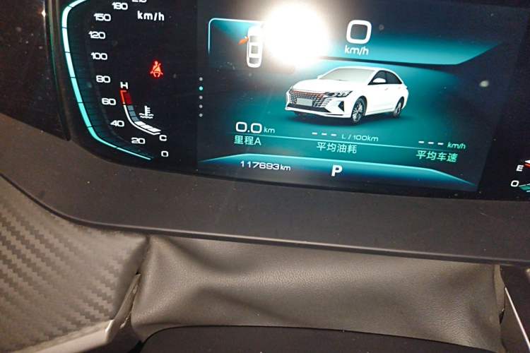 Used Dongfeng Aeolus Yixuan MAX 2021 1.5T Ultra-Stylish Trendsetter Edition Odometer Close Up