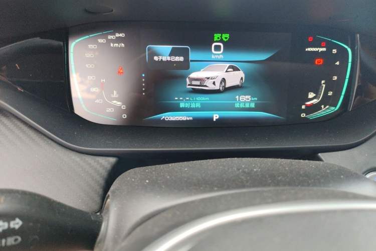 Used Dongfeng Aeolus Yixuan MAX 2021 1.5T Ultra-Stylish Trendsetter Edition Odometer Close Up