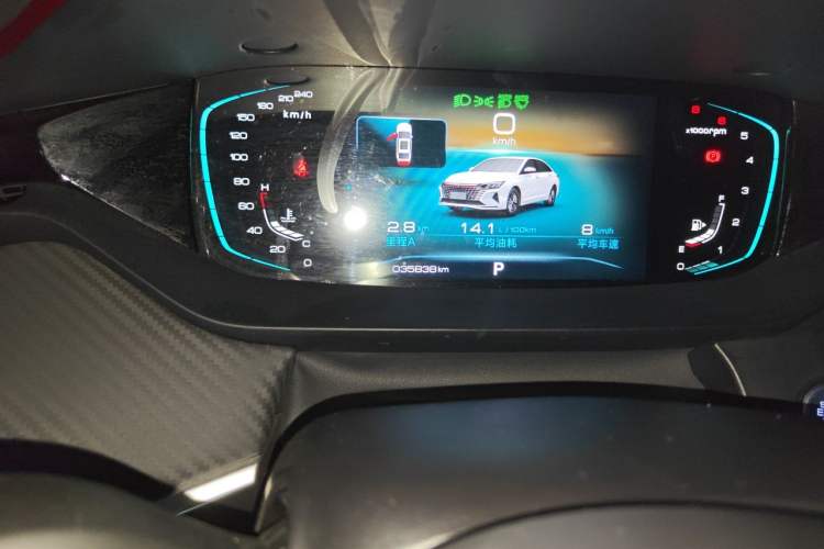 Used Dongfeng Aeolus Yixuan MAX 2021 1.5T Ultra-Stylish Trendsetter Edition Odometer Close Up