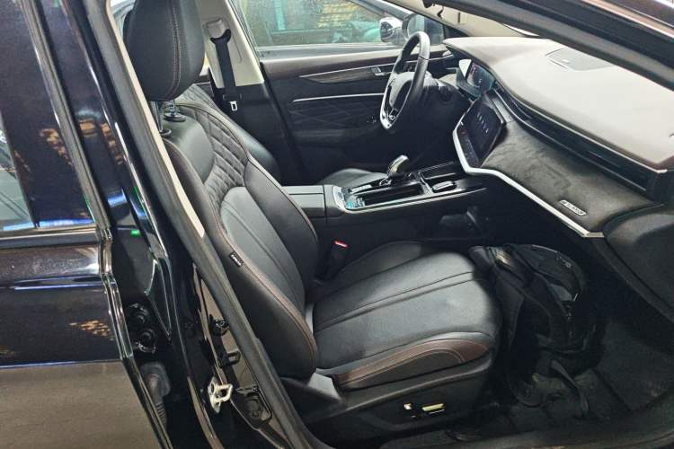 Used Dongfeng Aeolus Yixuan MAX 2021 1.5T Super Cool Dad Edition Right Front Seat