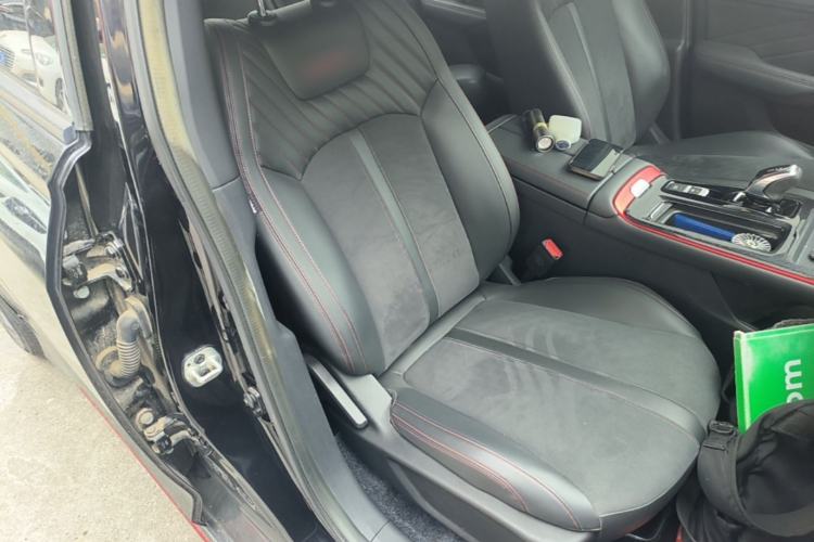Used Dongfeng Aeolus Yixuan MAX 2021 1.5T Dark Night Sharp Edition Right Front Seat