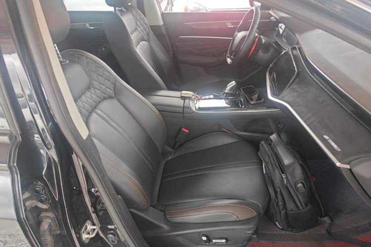 Used Dongfeng Aeolus Yixuan MAX 2021 1.5T Super Cool Dad Edition Right Front Seat