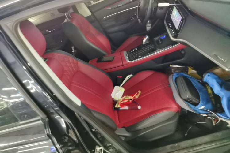 Used Dongfeng Aeolus Yixuan MAX 2021 1.5T Ultra-Stylish Trendsetter Edition Right Front Seat