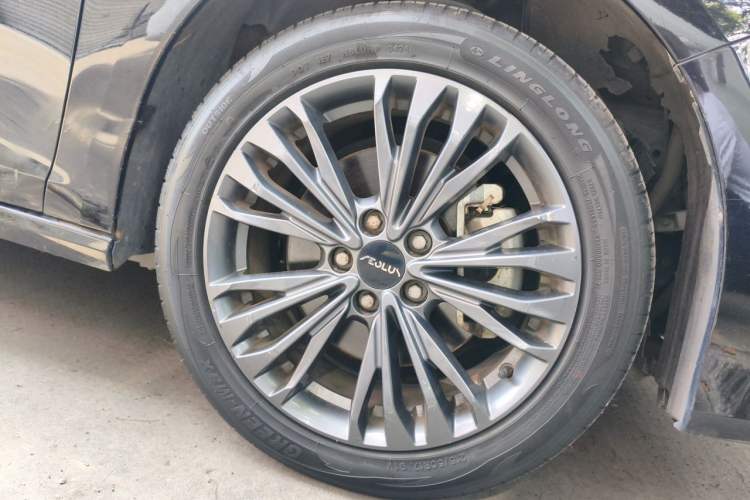 Used Dongfeng Aeolus Yixuan MAX 2021 1.5T Ultra-Stylish Trendsetter Edition Right Front Wheel Hub