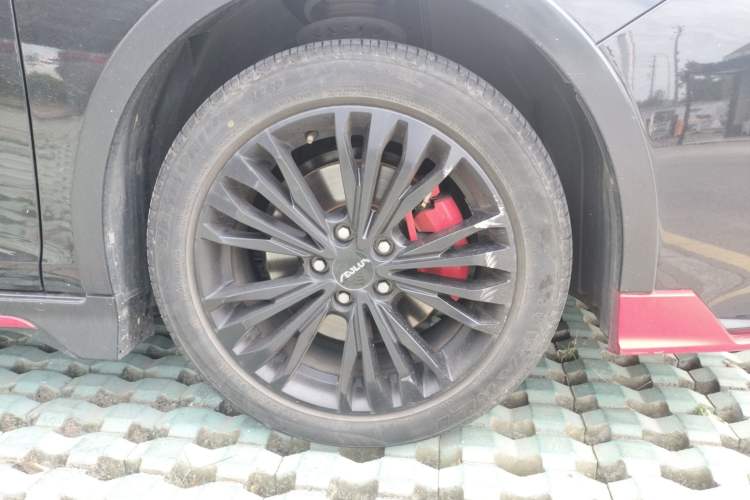 Used Dongfeng Aeolus Yixuan MAX 2021 1.5T Dark Night Sharp Edition Right Front Wheel Hub