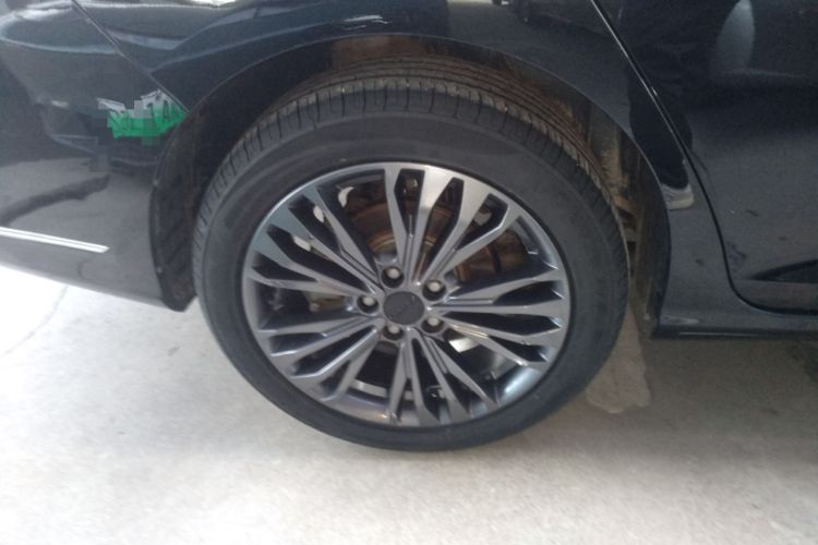 Used Dongfeng Aeolus Yixuan MAX 2021 1.5T Super-Powered Dad Edition Right Rear Wheel Hub