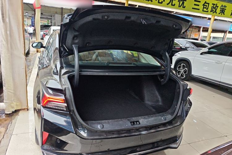 Used Dongfeng Aeolus Yixuan MAX 2021 1.5T Super Cool Dad Edition Trunk