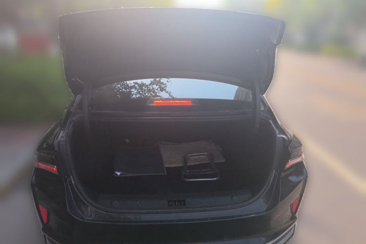 Used Dongfeng Aeolus Yixuan MAX 2021 1.5T Ultra-Stylish Trendsetter Edition Trunk