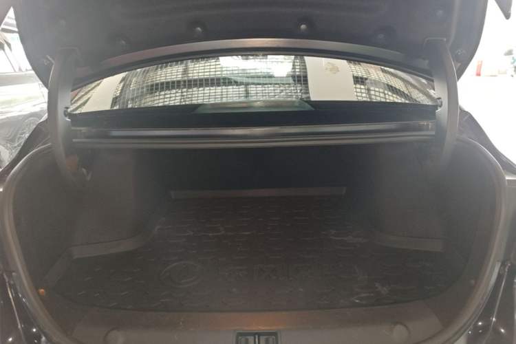 Used Dongfeng Aeolus Yixuan MAX 2021 1.5T Dark Night Sharp Edition Trunk