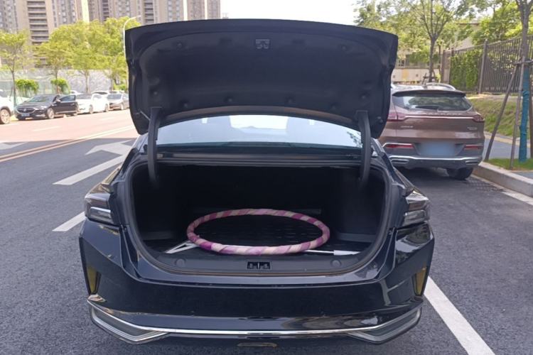 Used Dongfeng Aeolus Yixuan MAX 2021 1.5T Ultra-Stylish Trendsetter Edition Trunk
