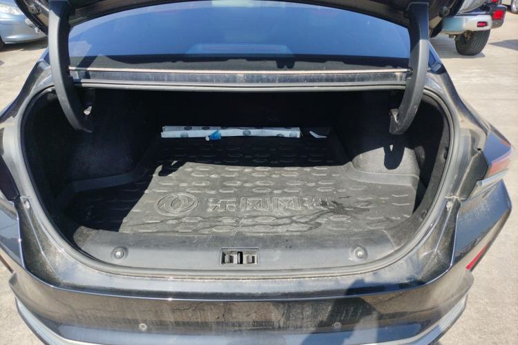 Used Dongfeng Aeolus Yixuan MAX 2021 1.5T Ultra-Stylish Trendsetter Edition Trunk