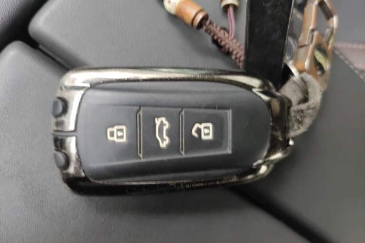 Used Dongfeng Aeolus Yixuan MAX 2021 1.5T Super Cool Dad Edition Vehicle Key