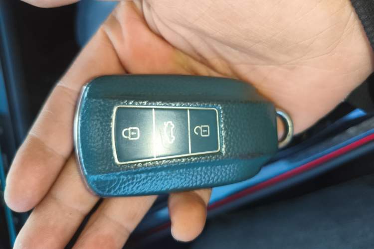 Used Dongfeng Aeolus Yixuan MAX 2021 1.5T Dark Night Sharp Edition Vehicle Key