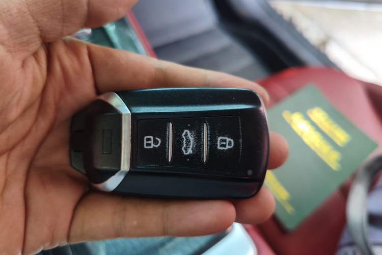 Used Dongfeng Aeolus Yixuan MAX 2021 1.5T Ultra-Stylish Trendsetter Edition Vehicle Key