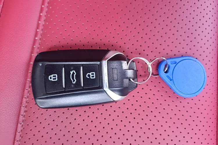 Used Dongfeng Aeolus Yixuan MAX 2021 1.5T Ultra-Stylish Trendsetter Edition Vehicle Key