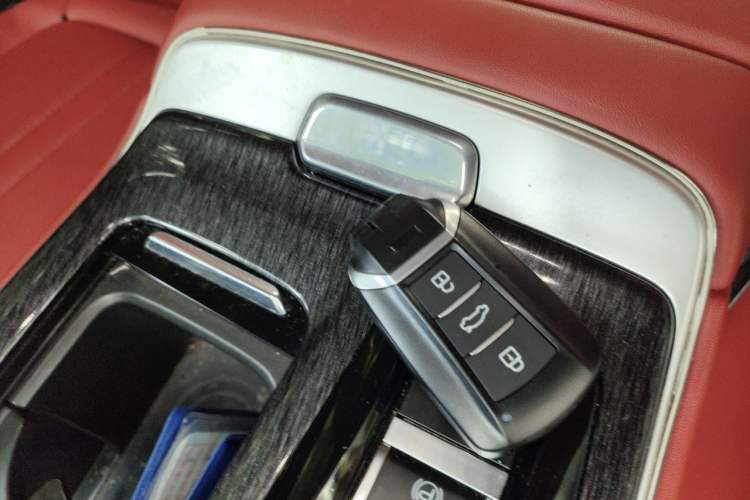 Used Dongfeng Aeolus Yixuan MAX 2021 1.5T Ultra-Stylish Trendsetter Edition Vehicle Key