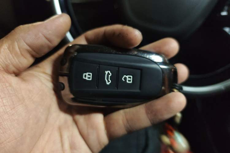 Used Dongfeng Aeolus Yixuan MAX 2021 1.5T Ultra-Stylish Trendsetter Edition Vehicle Key