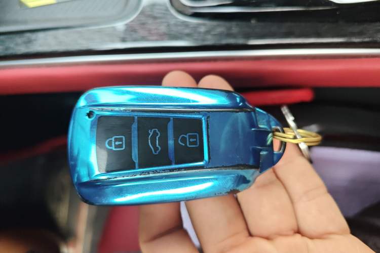 Used Dongfeng Aeolus Yixuan MAX 2021 1.5T Ultra-Stylish Trendsetter Edition Vehicle Key