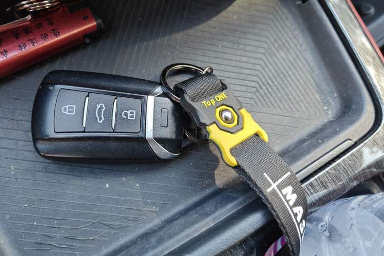 Used Dongfeng Aeolus Yixuan MAX 2021 1.5T Ultra-Stylish Trendsetter Edition Vehicle Key