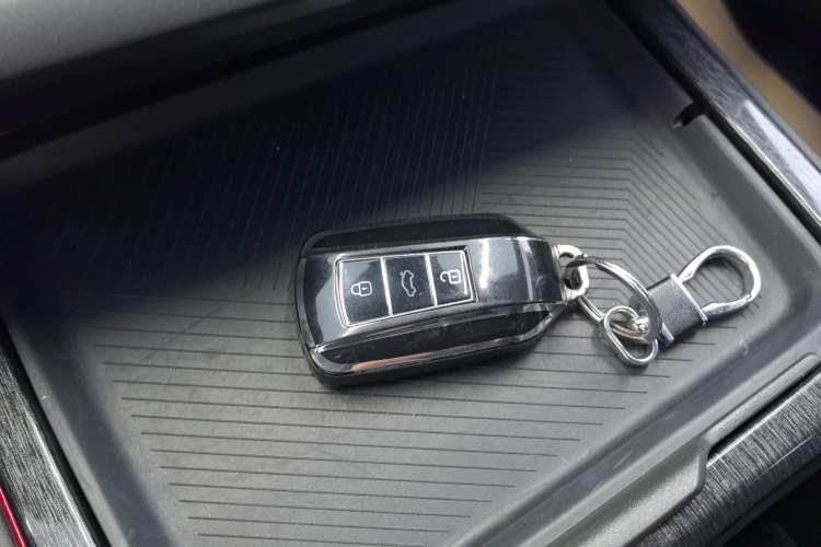 Used Dongfeng Aeolus Yixuan MAX 2021 1.5T Dark Night Sharp Edition Vehicle Key