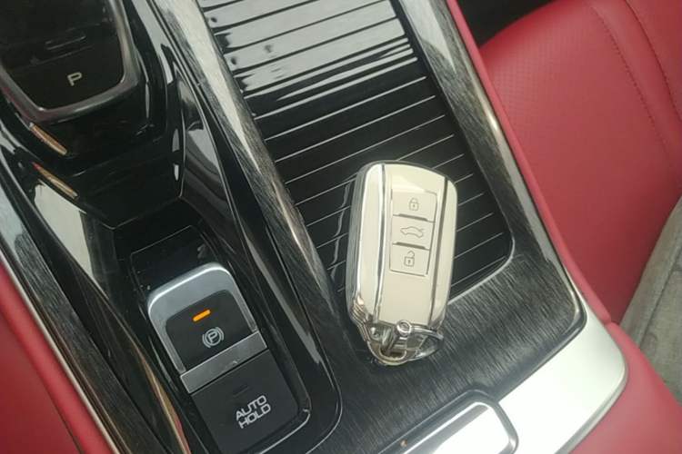 Used Dongfeng Aeolus Yixuan MAX 2021 1.5T Ultra-Stylish Trendsetter Edition Vehicle Key