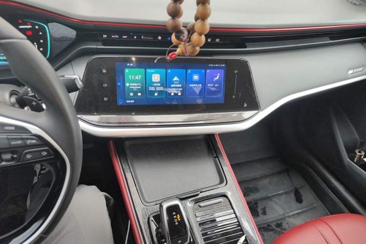 Used Dongfeng Aeolus Yixuan MAX 2021 1.5T Ultra-Stylish Trendsetter Edition Audio And AC Panel