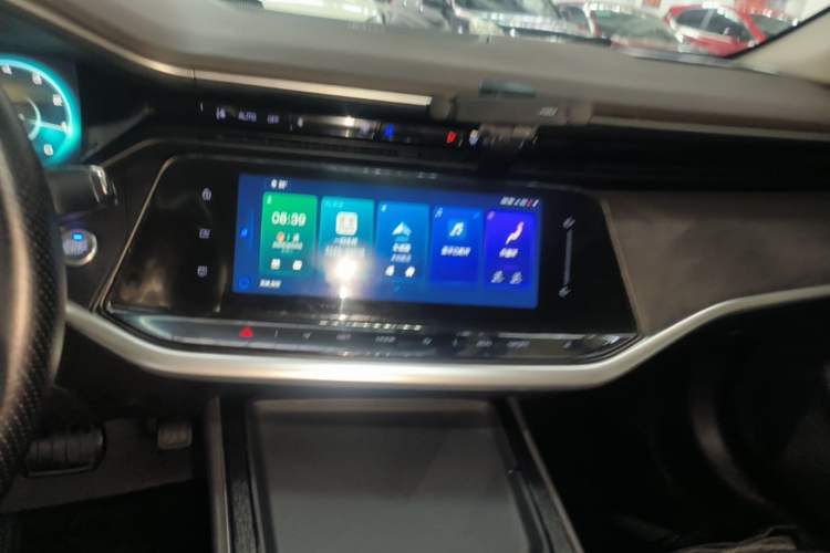 Used Dongfeng Aeolus Yixuan MAX 2021 1.5T Super Cool Dad Edition Audio And AC Panel