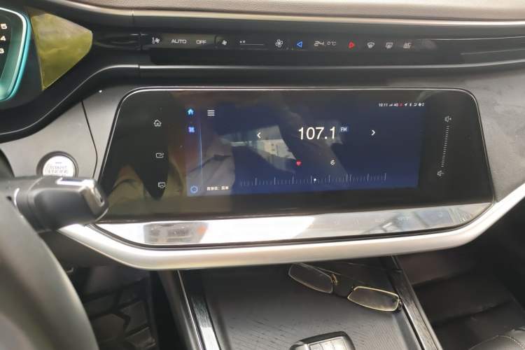 Used Dongfeng Aeolus Yixuan MAX 2021 1.5T Super Cool Dad Edition Audio And AC Panel