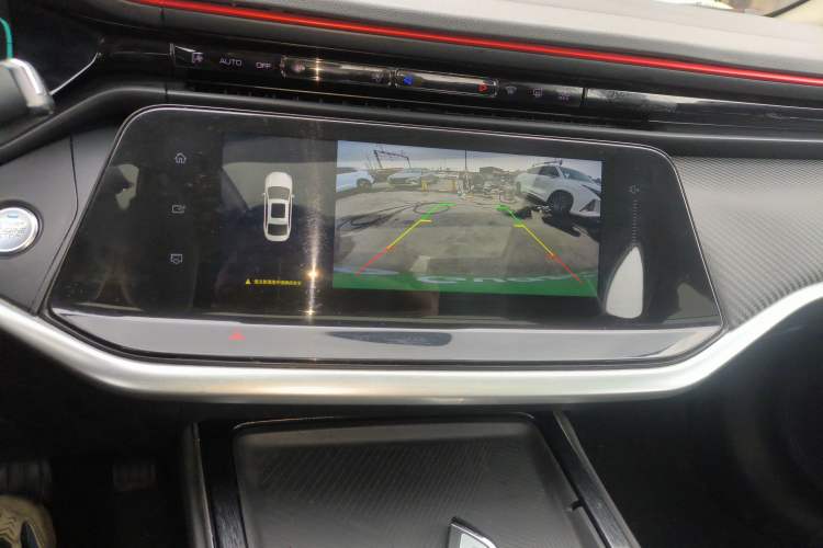 Used Dongfeng Aeolus Yixuan MAX 2021 1.5T Super-Powered Dad Edition Audio And AC Panel