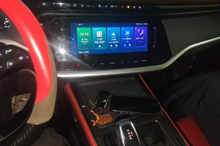 Used Dongfeng Aeolus Yixuan MAX 2021 1.5T Super Cool Trendy Dad Edition Audio And AC Panel