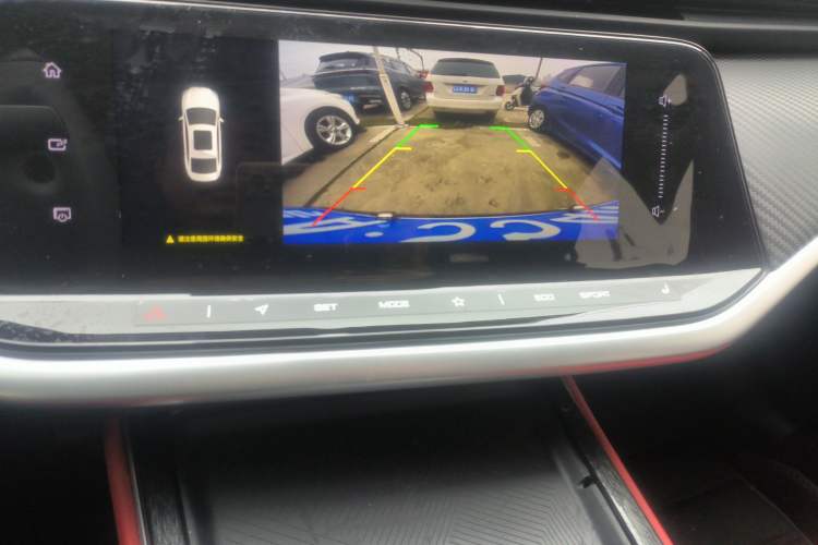 Used Dongfeng Aeolus Yixuan MAX 2021 1.5T Ultra-Stylish Trendsetter Edition Audio And AC Panel