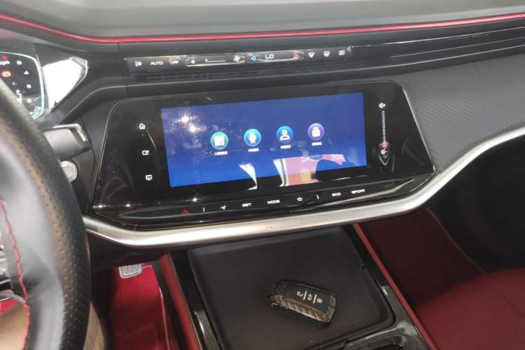Used Dongfeng Aeolus Yixuan MAX 2021 1.5T Ultra-Stylish Trendsetter Edition Audio And AC Panel