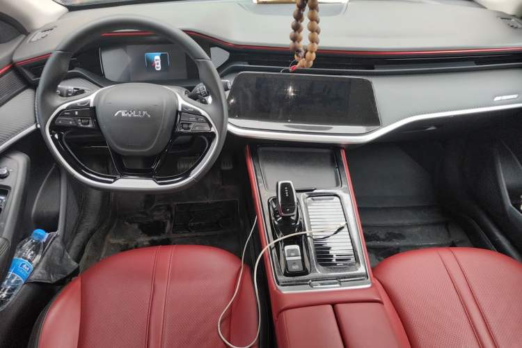 Used Dongfeng Aeolus Yixuan MAX 2021 1.5T Ultra-Stylish Trendsetter Edition Center Console