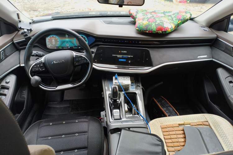 Used Dongfeng Aeolus Yixuan MAX 2021 1.5T Super Cool Dad Edition Center Console