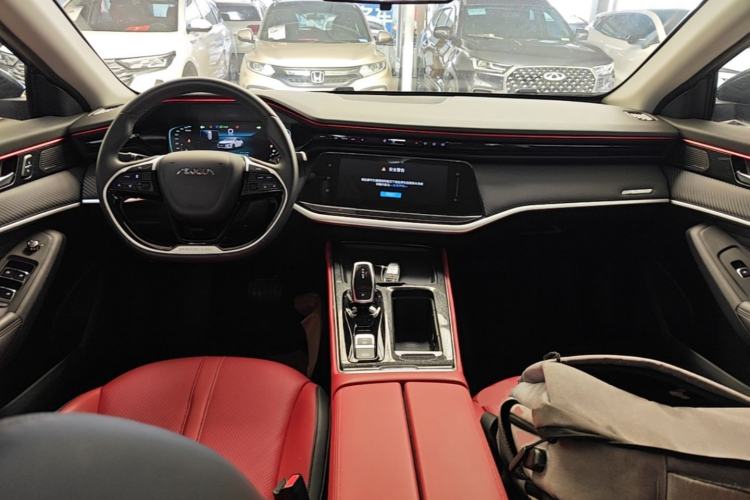 Used Dongfeng Aeolus Yixuan MAX 2021 1.5T Ultra-Stylish Trendsetter Edition Center Console