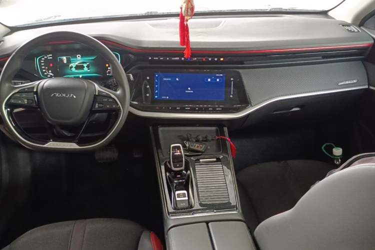 Used Dongfeng Aeolus Yixuan MAX 2021 1.5T Super-Powered Dad Edition Center Console