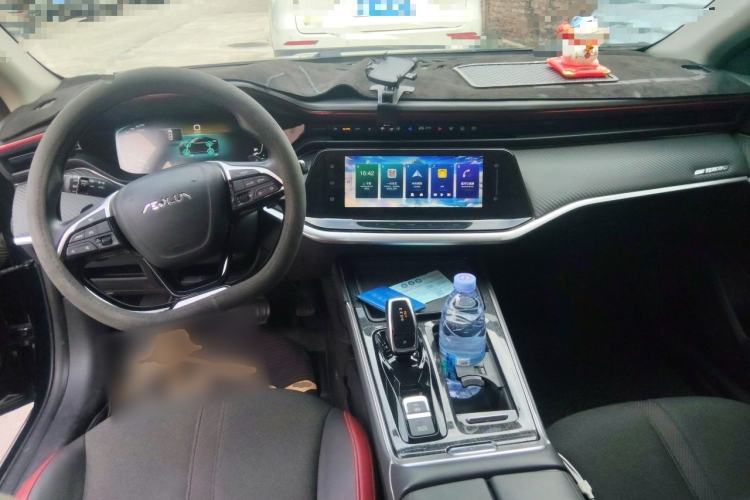 Used Dongfeng Aeolus Yixuan MAX 2021 1.5T Super-Powered Dad Edition Center Console
