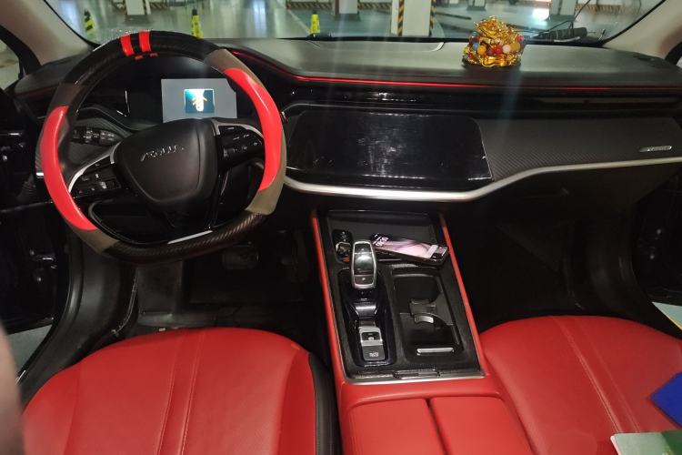 Used Dongfeng Aeolus Yixuan MAX 2021 1.5T Super Cool Trendy Dad Edition Center Console
