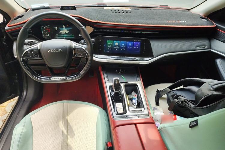 Used Dongfeng Aeolus Yixuan MAX 2021 1.5T Ultra-Stylish Trendsetter Edition Center Console
