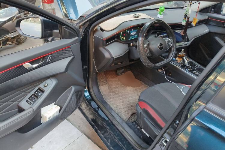 Used Dongfeng Aeolus Yixuan MAX 2021 1.5T Ultra-Stylish Trendsetter Edition Driver Seat