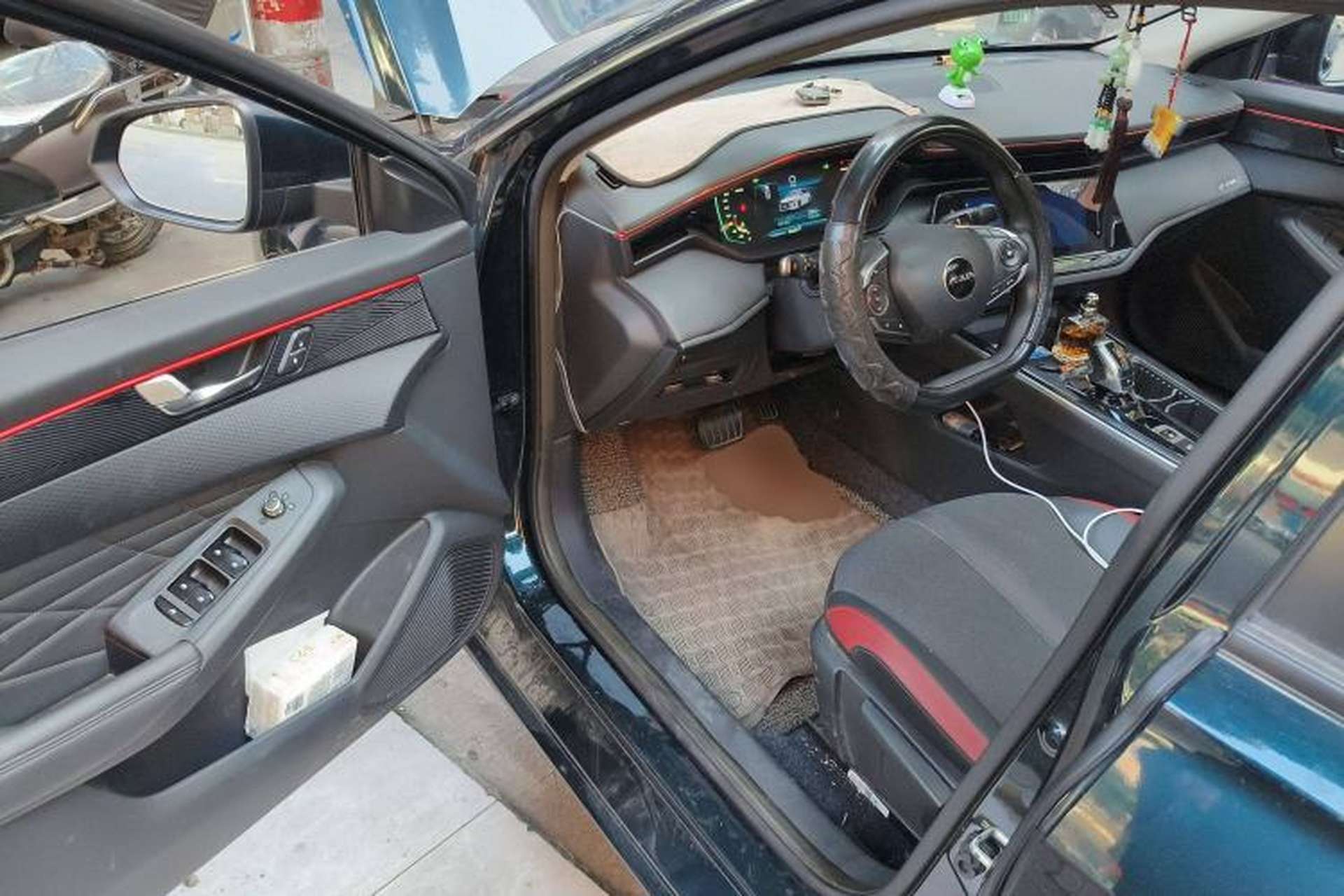 Used Dongfeng Aeolus Yixuan MAX 2021 1.5T Ultra-Stylish Trendsetter Edition Driver Seat