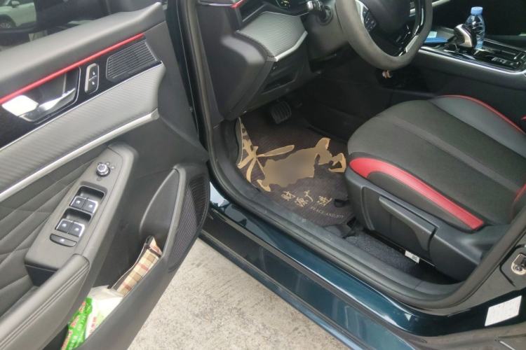 Used Dongfeng Aeolus Yixuan MAX 2021 1.5T Super-Powered Dad Edition Driver Seat