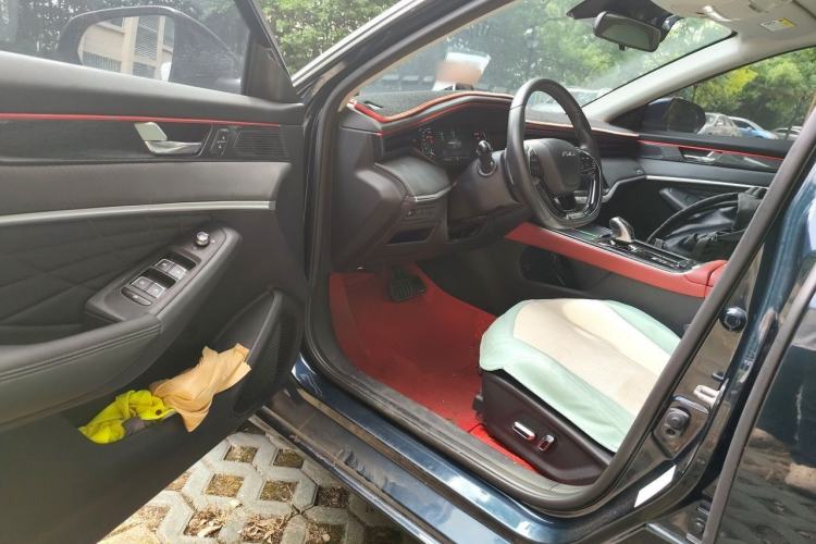 Used Dongfeng Aeolus Yixuan MAX 2021 1.5T Ultra-Stylish Trendsetter Edition Driver Seat