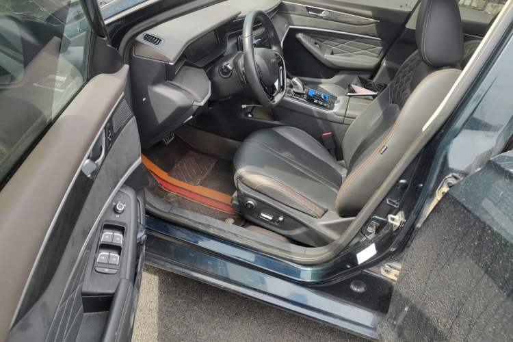 Used Dongfeng Aeolus Yixuan MAX 2021 1.5T Super Cool Dad Edition Driver Seat